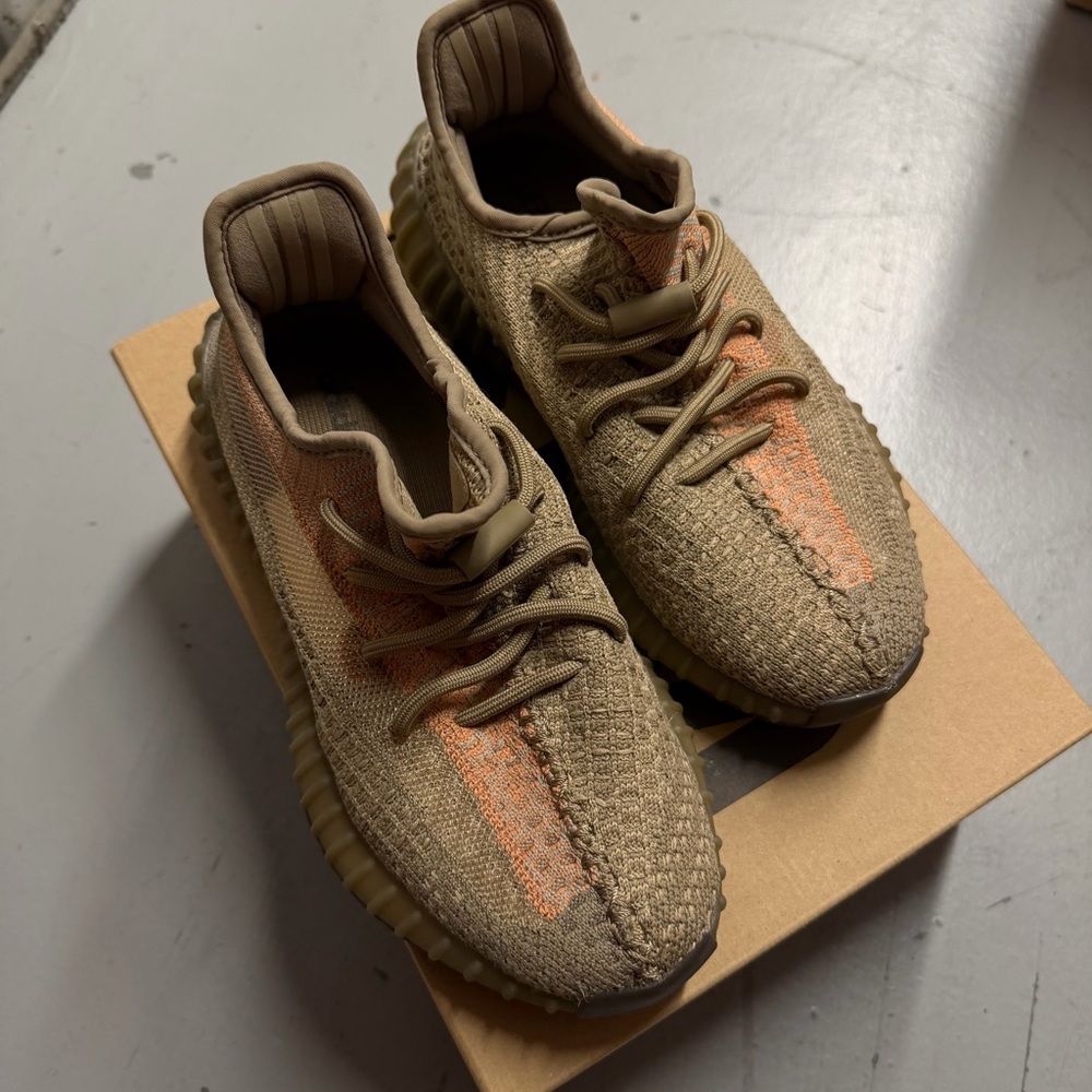 adidas Yeezy Boost 350 V2 Taupe/Santau